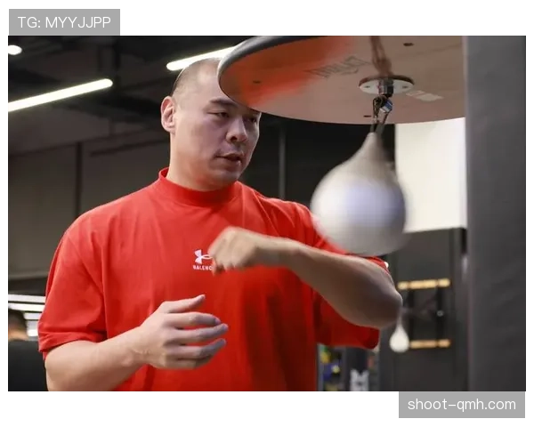 张志磊这训练量，健身房镜子都看裂了